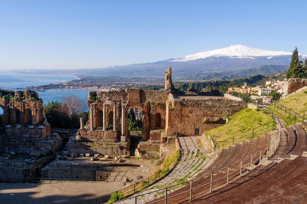 Villetta Mari E Amuri Giardini Naxos Exteriér fotografie
